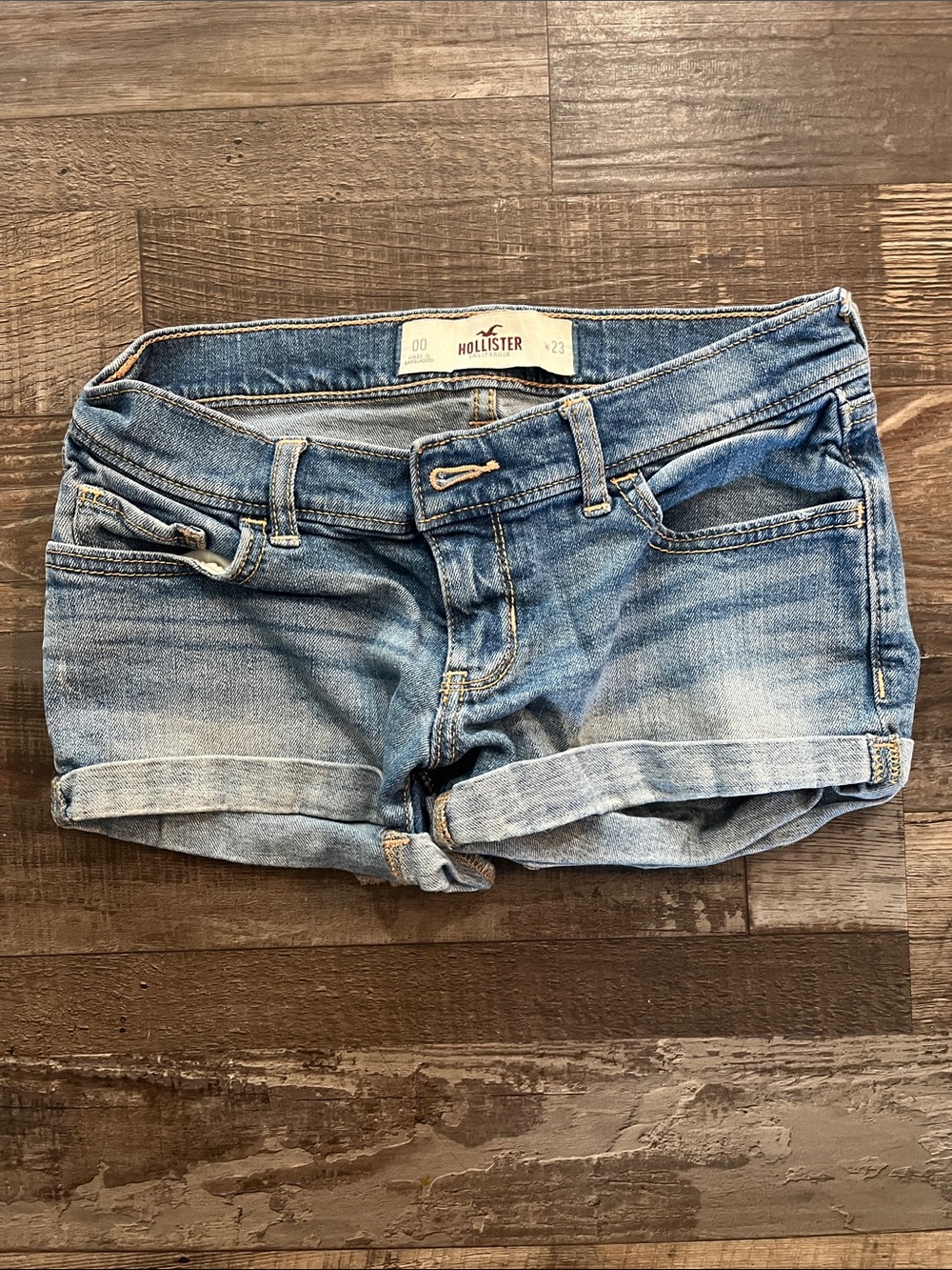 Hollister Light Wash Rolled Cuff Denim Shorts